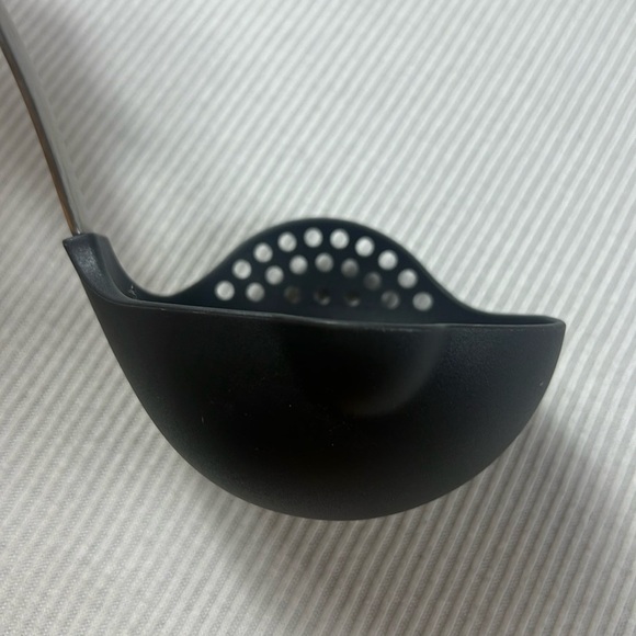 Pampered Chef XL Ladle - Picture 3 of 4